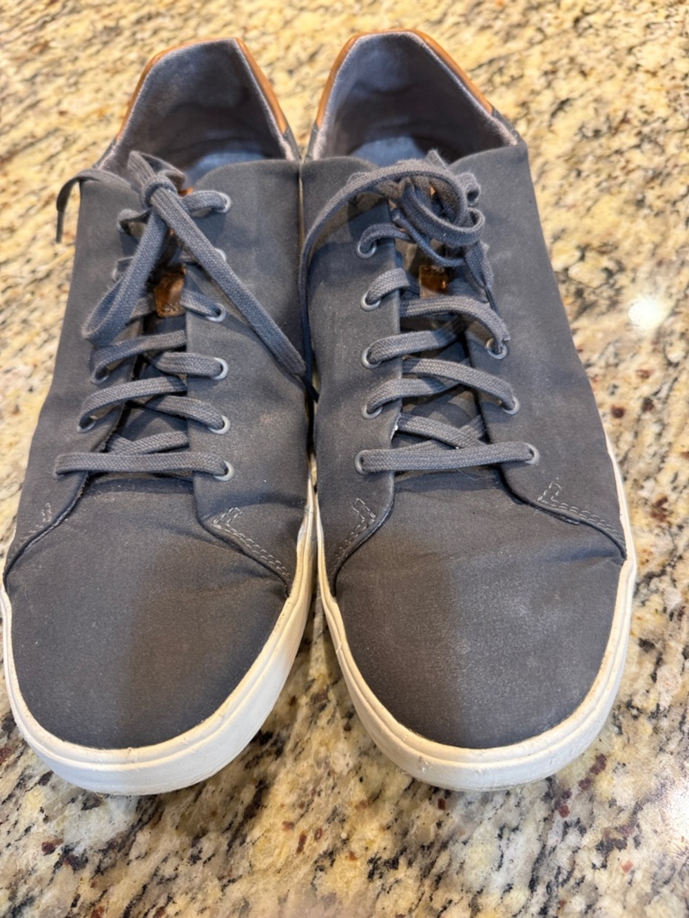 Olukai Lae’ Ahi Li canvas and leather sneakers Mend Sz 12